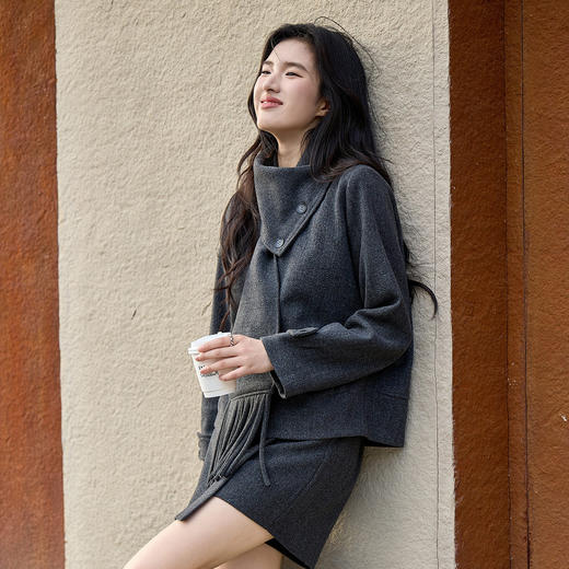 奢姿2025大码女装围巾领毛呢外套胖妹妹遮肉秋冬短款流苏呢子大衣 商品图2