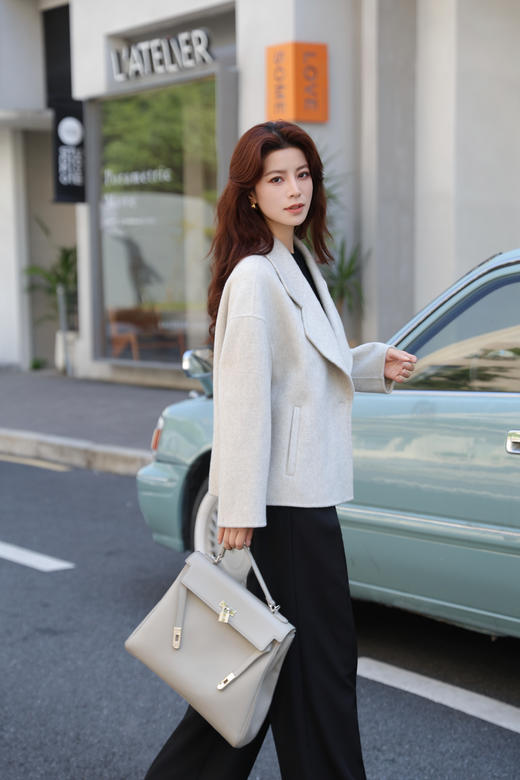 SZ6A15_凝脂色_外套_秋冬_大翻领拉链一粒扣门襟宽松短款_高级女装_BERNIEELEN 伯妮斯茵 商品图4