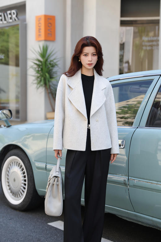 SZ6A15_凝脂色_外套_秋冬_大翻领拉链一粒扣门襟宽松短款_高级女装_BERNIEELEN 伯妮斯茵 商品图3