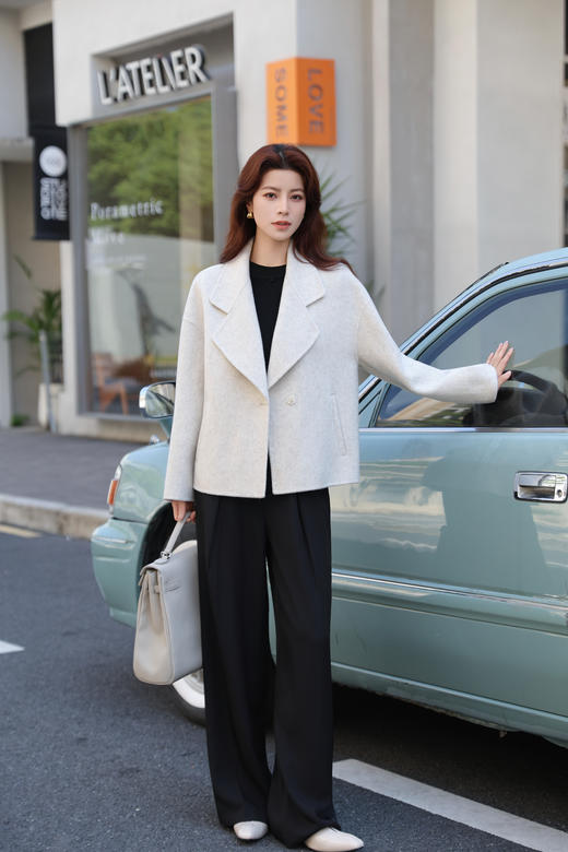 SZ6A15_凝脂色_外套_秋冬_大翻领拉链一粒扣门襟宽松短款_高级女装_BERNIEELEN 伯妮斯茵 商品图2