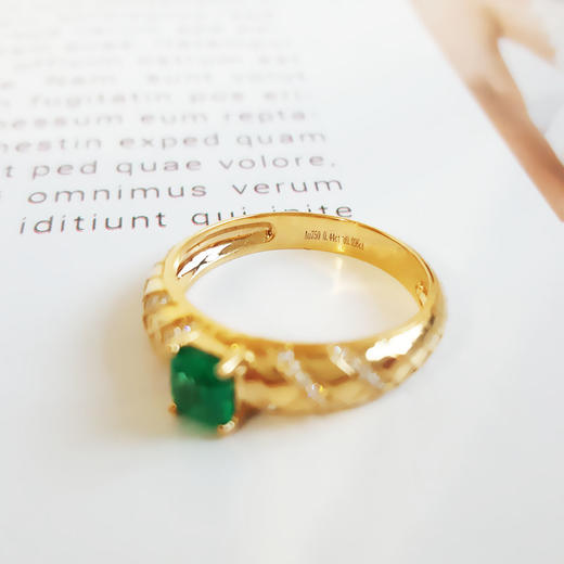 【天然正品】AU750黄金镶钻镶天然0.44克拉木佐绿祖母绿戒指14.5号（皆取最大值）女士251125NJS22 商品图5
