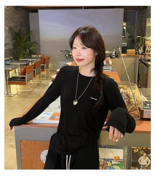 12.12错过没有！清货不退【超值特卖】初沫8034 圆领字母简约长袖T恤打底衫-喜出 商品图0