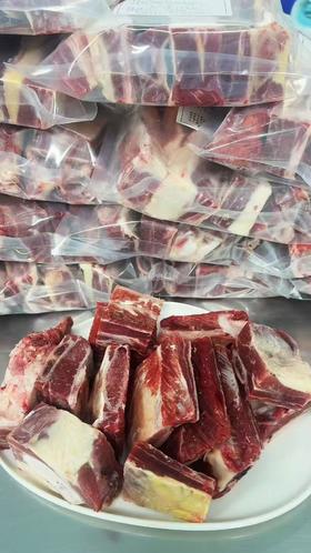 周日取货：【精品牛肋排】一袋2斤，肉厚，鲜嫩多汁。