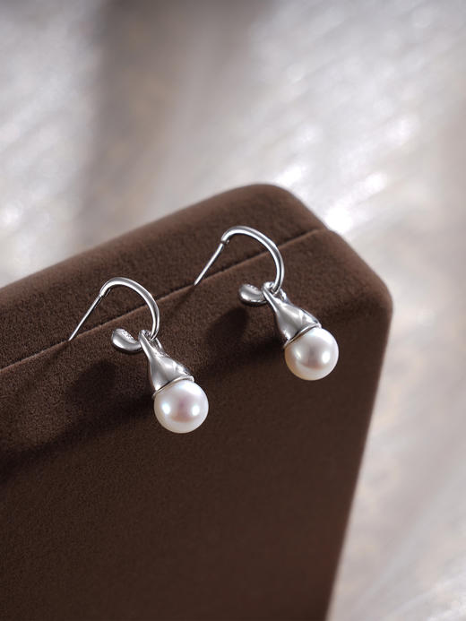 子佩集S925银珍珠耳钉【E4430】纯银珍珠2409 商品图0