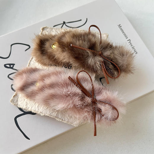 时尚潮流线条豹毛绒盘发夹-纪念日百货门店同款167950155 商品图0