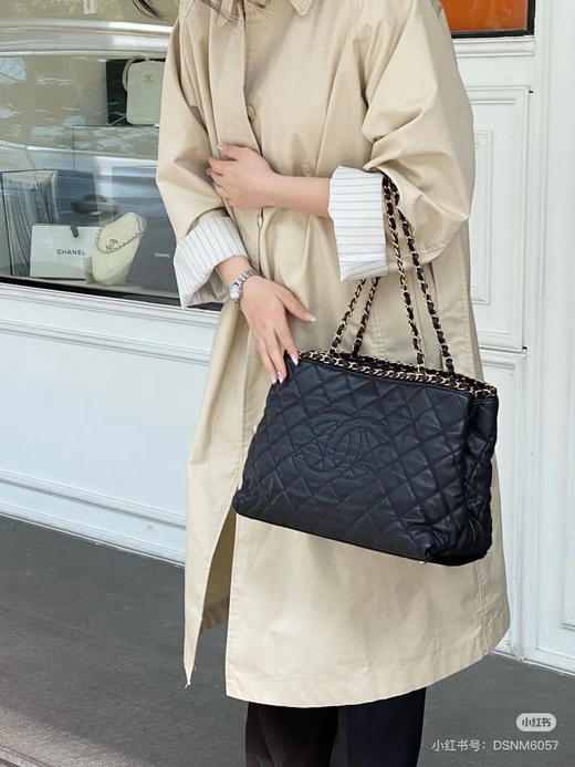 Chanel 黑金 滚边 链条 托特包 商品图3