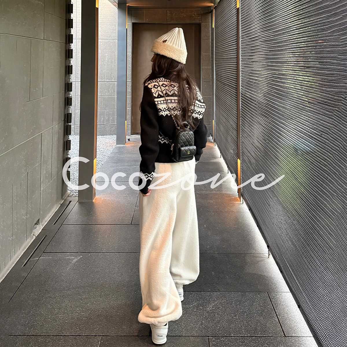 COCO ZONE 刘 一一 “紫标系列”100羊毛圆领毛呢外套 CD2A3147