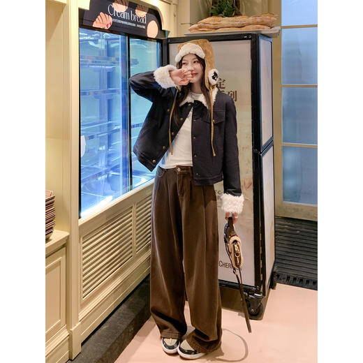 <曾小咸推荐> 现货秒杀！微信超特价！复古藏蓝色毛毛领外套夹棉 日常279.99 立减120 秒杀159.99！ 商品图4