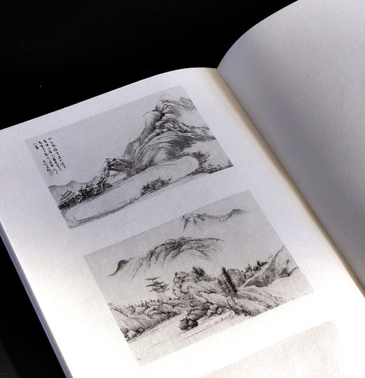 【特惠】《张充和手抄梅花诗》，16开，经折装， 张充和 著，上海辞书出版社2017年出版， 印次不详，定价：248，售价：88 商品图7