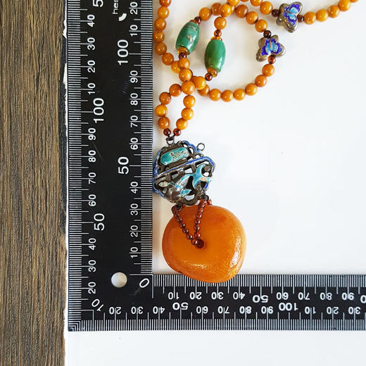 【天然正品】天然收藏级无杂裂满蜜鸡油黄随形平安扣老蜜蜡配蝴蝶扣珠串项链37.9*33.9*19.7MM（皆取最大值）链长：45CM中性281125NJM02 商品图2