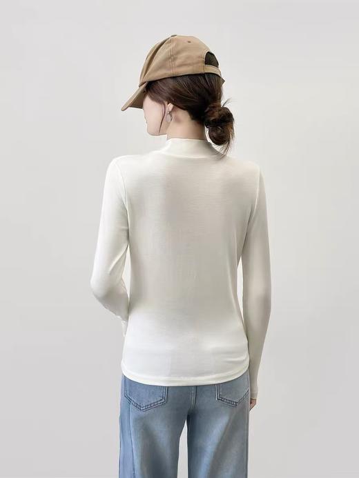 【超值特卖】半高领款～薄款长袖皮肤衣打底衫-喜出 商品图1