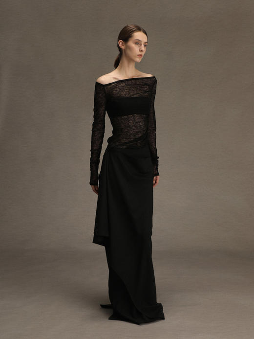 ranyepersonal｜PARADOX25RO02-2 不规则褶皱黑色打底衫 [ 黑 ] 商品图4