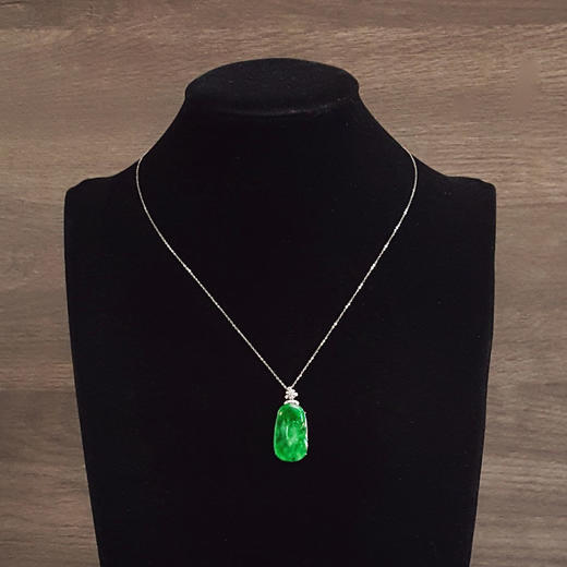【天然正品】A货翡翠AU750收藏级白金镶钻镶天然细腻满绿冰种如意（万事如意）翡翠吊坠项链34.0*15.3*4.1MM（皆取最大值）链长：45CM（长度可调节）女士141125TJ47 商品图9