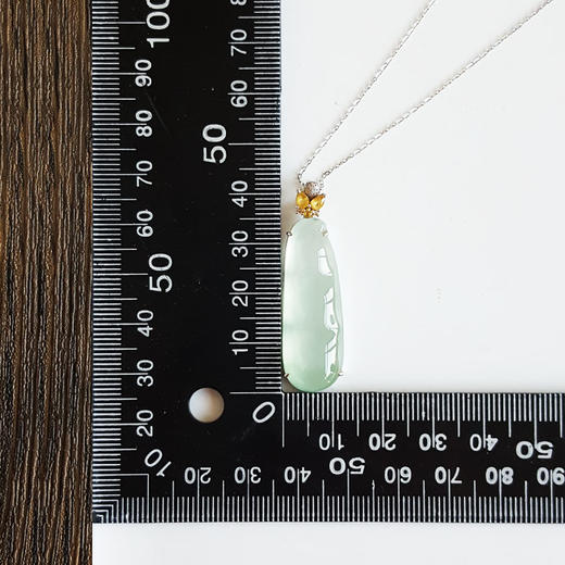 【天然正品】A货翡翠AU750收藏级白金镶钻镶天然细腻晴水冰种福豆翡翠吊坠项链42.6*12.3*6.6MM（皆取最大值）链长：45CM（长度可调节）女士010725AH40 商品图2