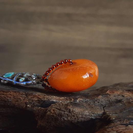 【天然正品】天然收藏级无杂裂满蜜鸡油黄随形平安扣老蜜蜡配蝴蝶扣珠串项链37.9*33.9*19.7MM（皆取最大值）链长：45CM中性281125NJM02 商品图6