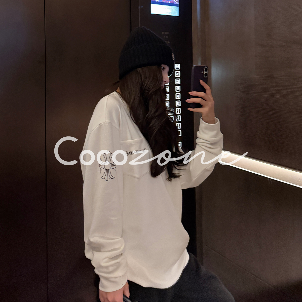 COCO ZONE 刘 一一 “十字花T恤”圆领胸前口袋长袖T恤 CD1A1785