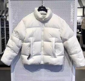 629.9元安德玛男款羽绒服533588-LN（线上线下同时售卖 不保证有货 ）