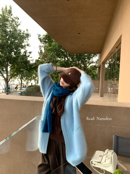 Read Nameless /蓝色厚浣熊绒外套+100%羊毛咖色背心+咖色中裤 2025/12/1 商品图12