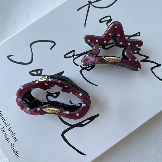 复古俏皮红色波点半扎抓夹-纪念日百货门店同款167446506 商品图1