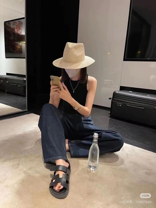 爱马仕 牛皮 黑色 拖鞋 商品图1