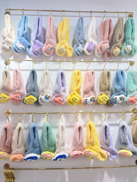 清仓福利！冬季儿童可爱卡通图案交叉围巾