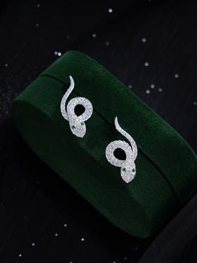 子佩集S925银【碧眼灵蛇】耳钉【YEH-2447106】纯银时尚2411