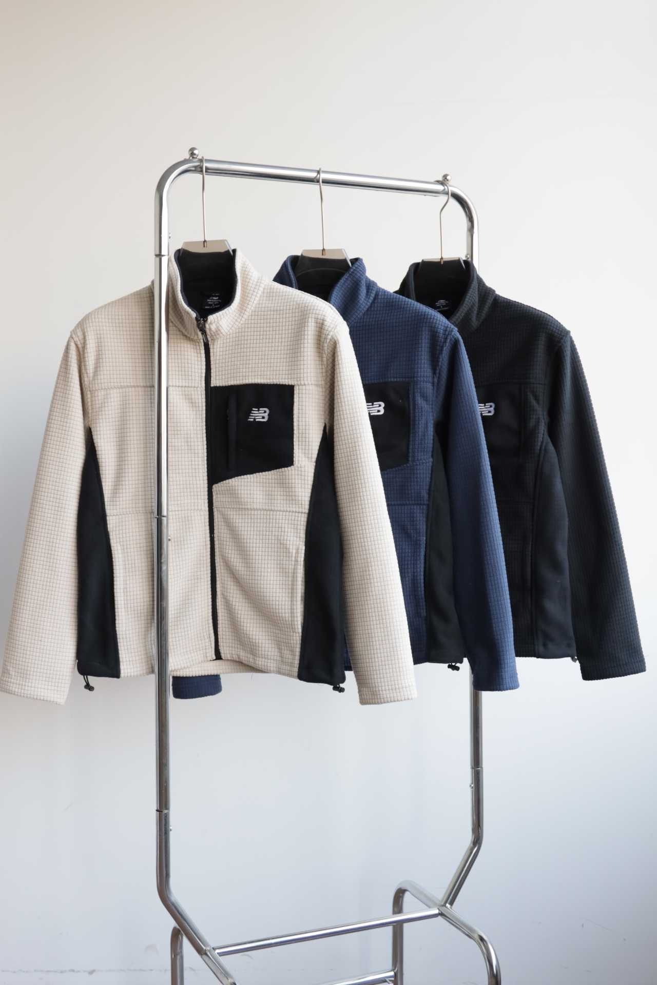 N8 元单华夫格吸湿速干立领抓绒外套 WT936