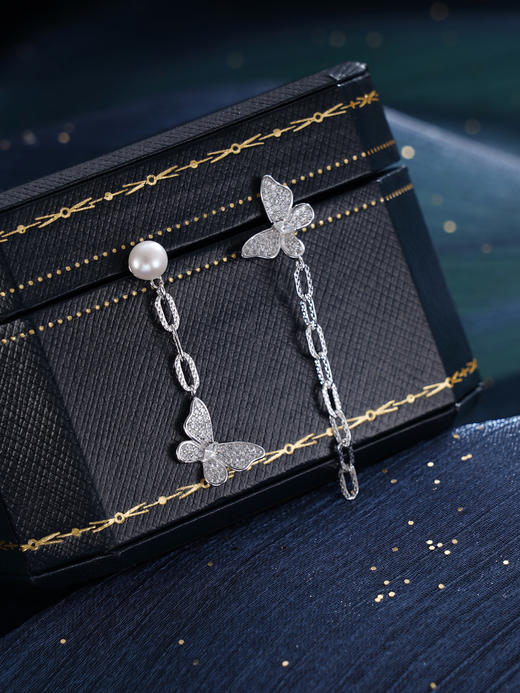 子佩集S925银珍珠耳钉【Z10763】纯银珍珠不对称2409 商品图0