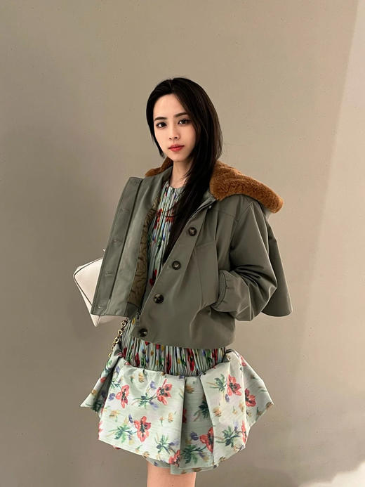 罗意威 25秋冬新款 连帽可拆卸军绿色A字斗篷棉服 (TM) 商品图0