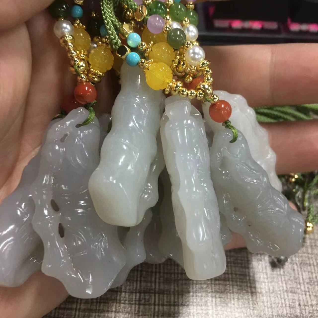 珠光宝气&和田玉吊坠-竹节淡紫