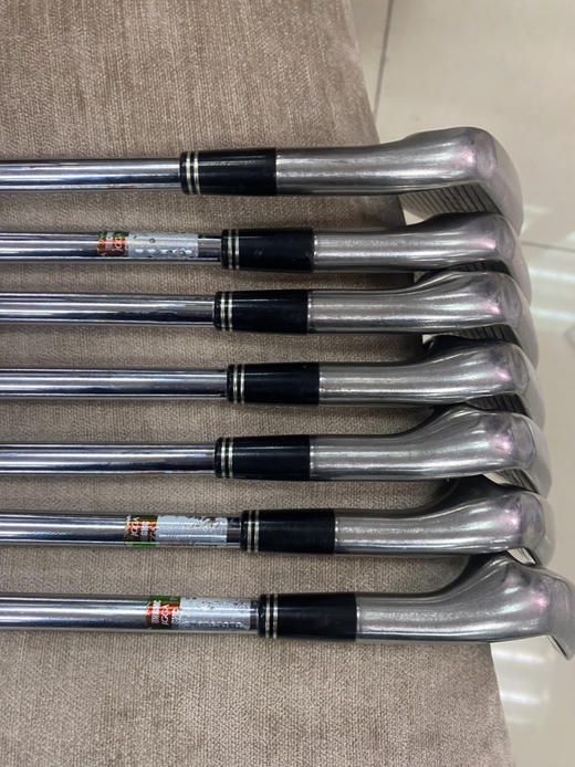 二手正品行货日系品牌SRIXON Z335铁杆组.凹腔设计.大杆头适合初学者或者中高差店球友 商品图3