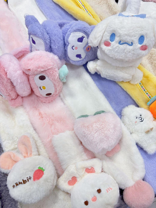 清仓福利！冬季儿童可爱卡通图案交叉围巾 商品图2