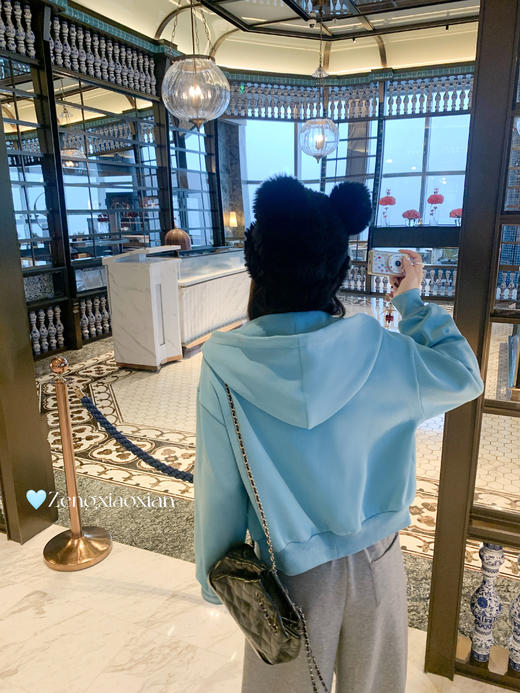 <曾小咸推荐>现货秒杀！微信超特价！蓝色连帽拉链短款卫衣加绒 日常229.99 立减100 秒杀129.99！ 商品图13