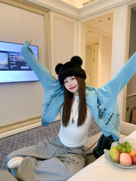 <曾小咸推荐>现货秒杀！微信超特价！蓝色连帽拉链短款卫衣加绒 日常229.99 立减100 秒杀129.99！ 商品图11