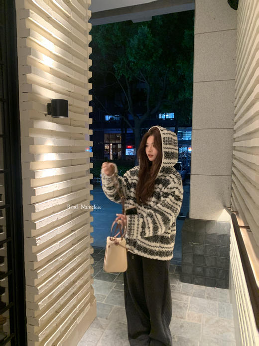 Read Nameless /雪花棉外套+黑色菱格棉裤子 2025/12/1 商品图2