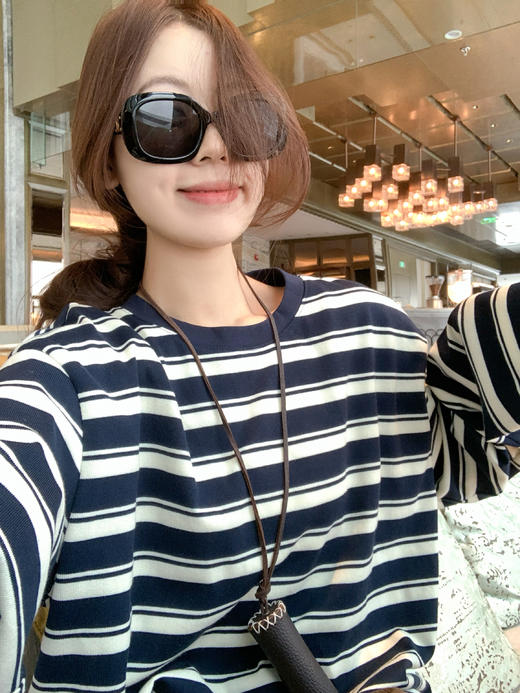 <曾小咸推荐> 现货秒杀！微信超特价！慵懒风条纹针织长袖t  日常139.99 立减60 秒杀79.99！ 商品图9