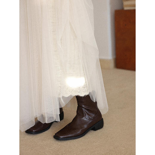 鹿向南「温光凝雾」温柔风白色半身裙女秋冬高腰垂感A字网纱长裙 商品图2