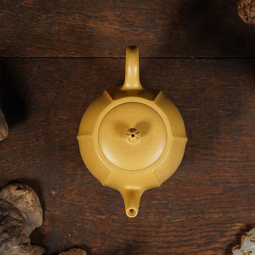 龙德堂陶艺 汤宣武制《卡罗塔》克什米尔鸡油黄 280cc 库存请咨询客服 商品图4