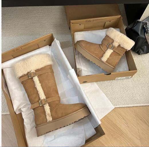 高筒羊毛一体  卷边骑士靴女款 雪地靴金属扣高筒厚底羊毛雪地靴 商品图1