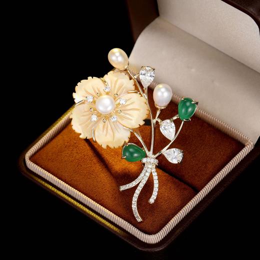 法式复古天然淡水珍珠贝母，花朵胸针气质优雅外套西装胸花别针LY-Z-214 商品图1