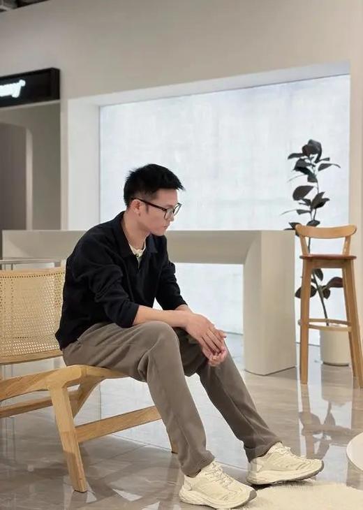 【格桑米Gesamy男士奥粒绒羊毛休闲裤】绵羊毛复合一体绒，加厚蓄热、柔软保暖；3D立体剪裁，经典2色百搭耐脏不挑人 商品图2