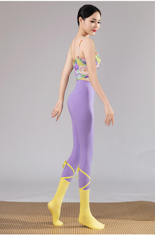 壁虎瑜伽【云舒】2512TZ457梦幻修腰印花吊带两件套-偏小【5天发货】（一体式胸垫） 商品图4