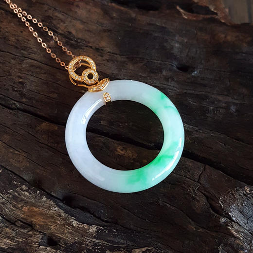 【天然正品】AU750黄金镶钻镶天然细腻糯冰种飘阳绿圆环翡翠吊坠项链301025AH75 商品图3