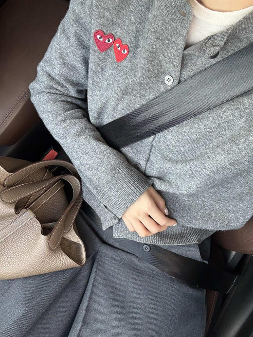 【秒杀价已调 直接拍】左右双心和上下双心 2款 川久 羊绒开衫 70%羊毛 30%羊绒 经典不变 从18穿到80岁 商品图11