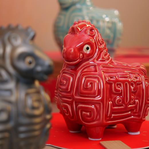 马上吉祥·陶艺摆件 佛山传媒×石湾美陶联名定制 苏锦伦作品 带礼盒带证书 商品图4