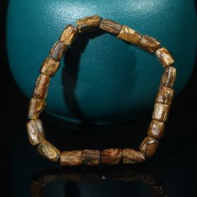 BC.BT11.29-7   加里曼丹沉水(随行) ，5.17g