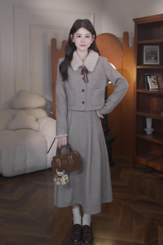 鹿向南「冬日来信」复古气质毛绒翻领短外套半身裙新款套装女秋冬 商品图4