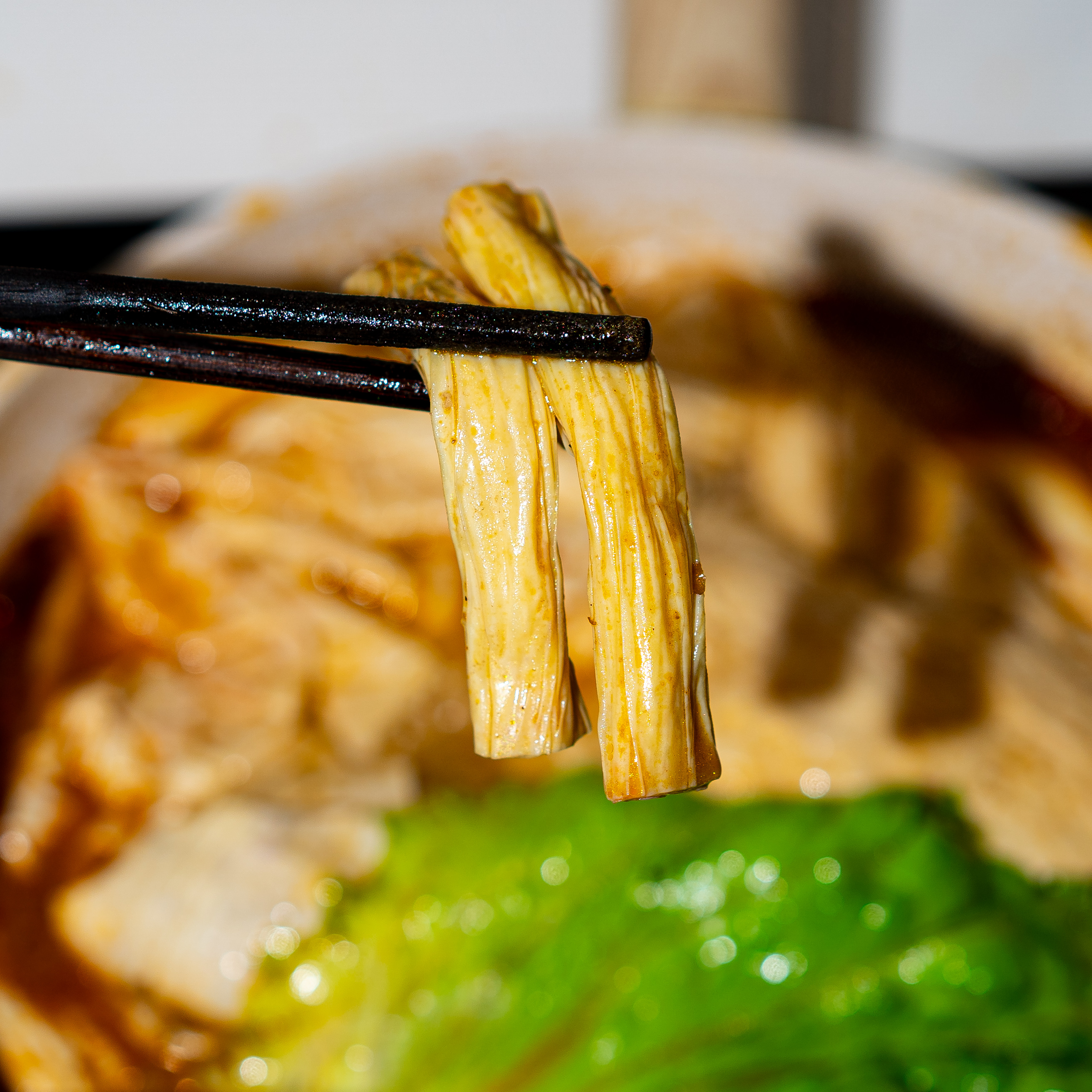 山泉水鲜腐竹丨东北非转基因大豆，长白山山泉水，配料干净没有添加剂，只用豆浆头层油皮，豆香浓郁 ⭐️顺丰快递
