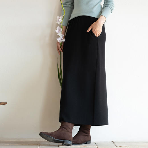 牧衣游原创 纯净羊毛毛织半裙冬极简气质显瘦百搭黑色半身裙 知韵 商品图0