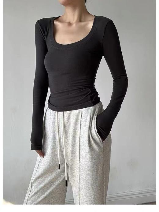 【超值特卖】U领粘胶纤维软料短款打底衫-喜出 商品图3